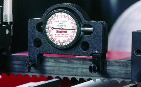 保山锯切钛合金用双金属带锯条还是硬质合金带锯条？